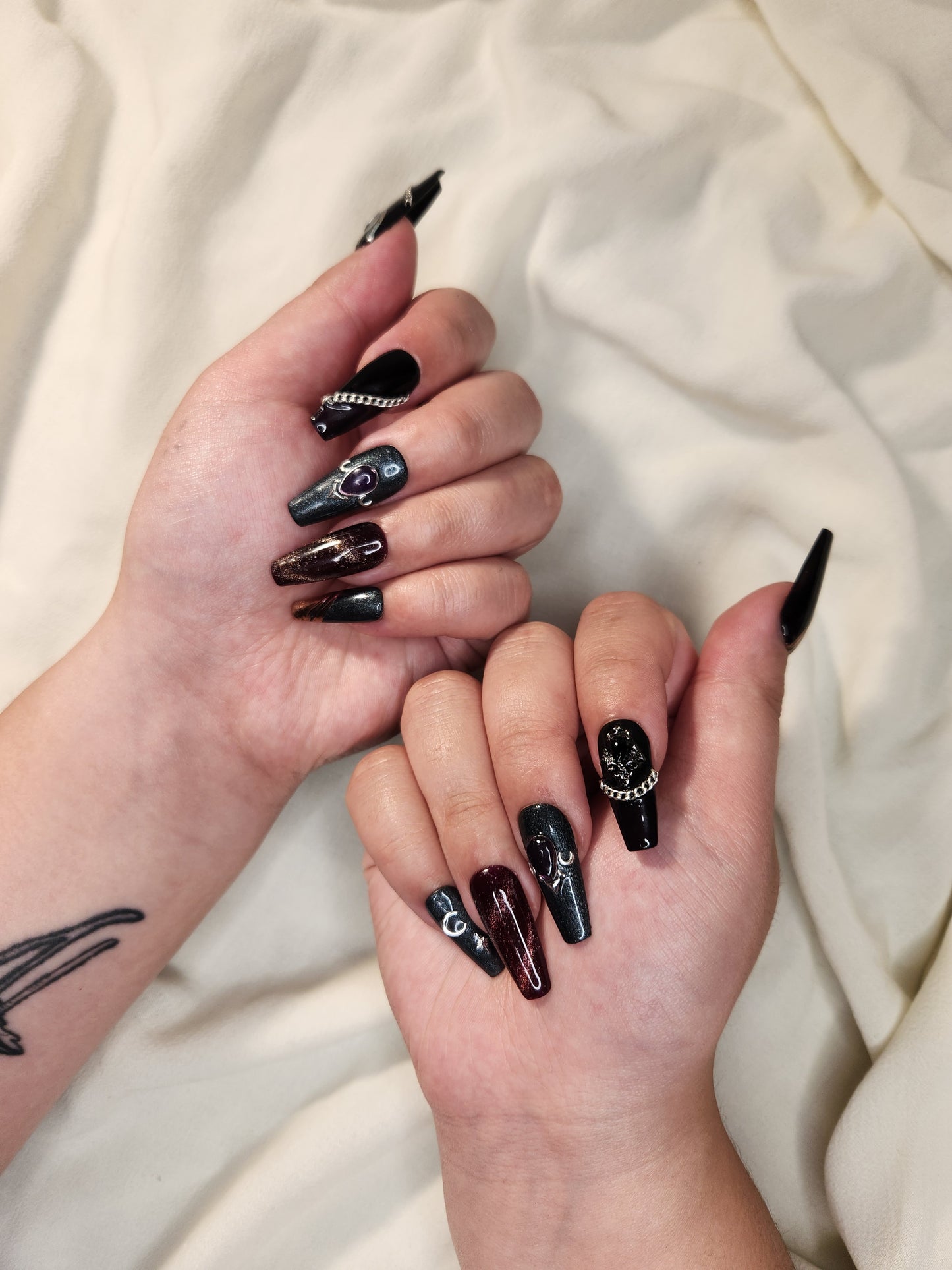 Daughter of Darkness - Shadowheart Inspired Nails