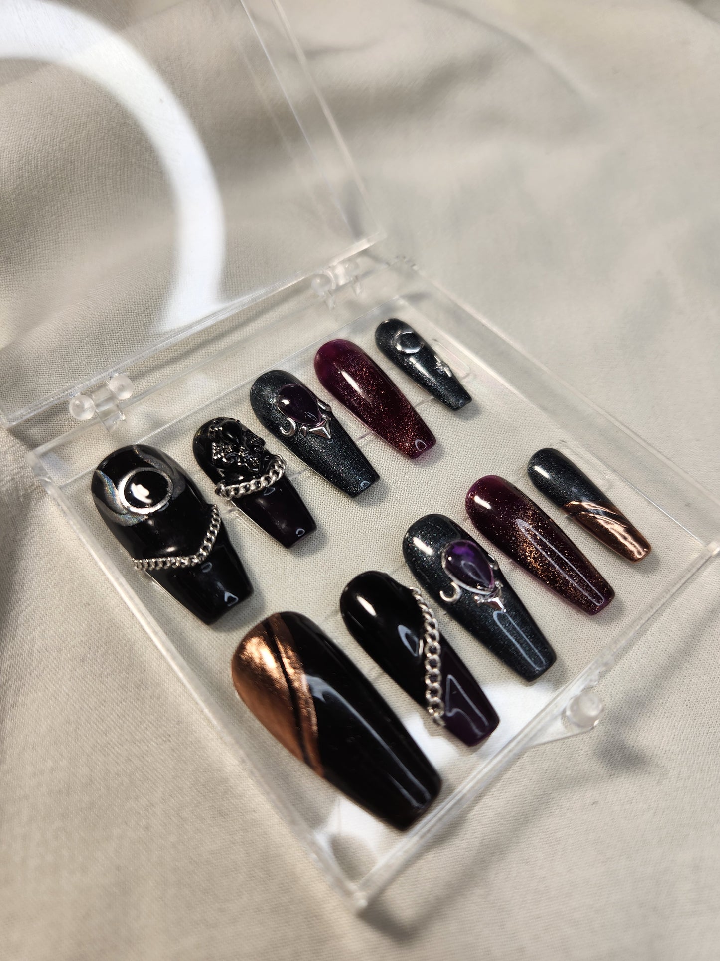 Daughter of Darkness - Shadowheart Inspired Nails